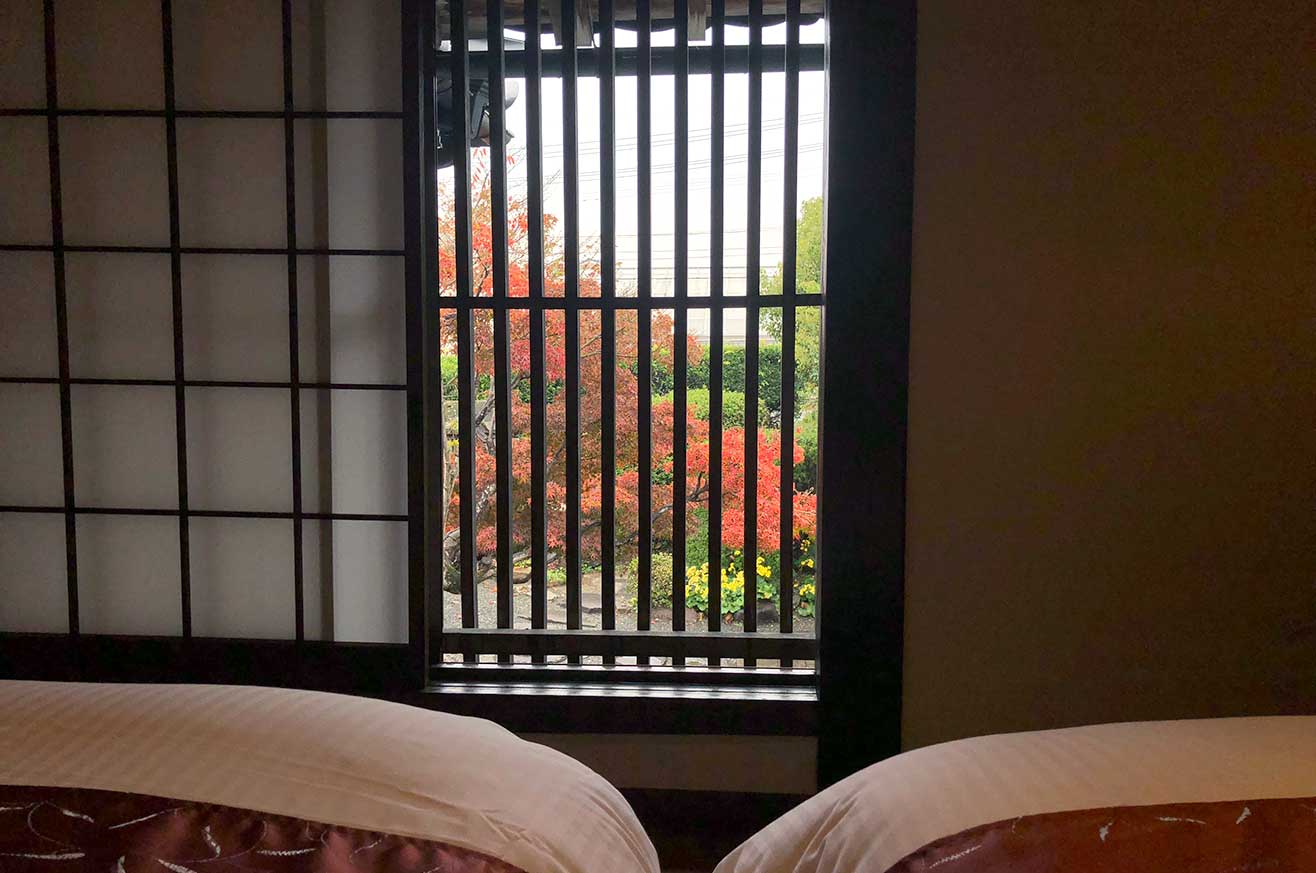 那古井間　藤の間