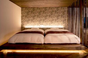 那古井間 草枕の間