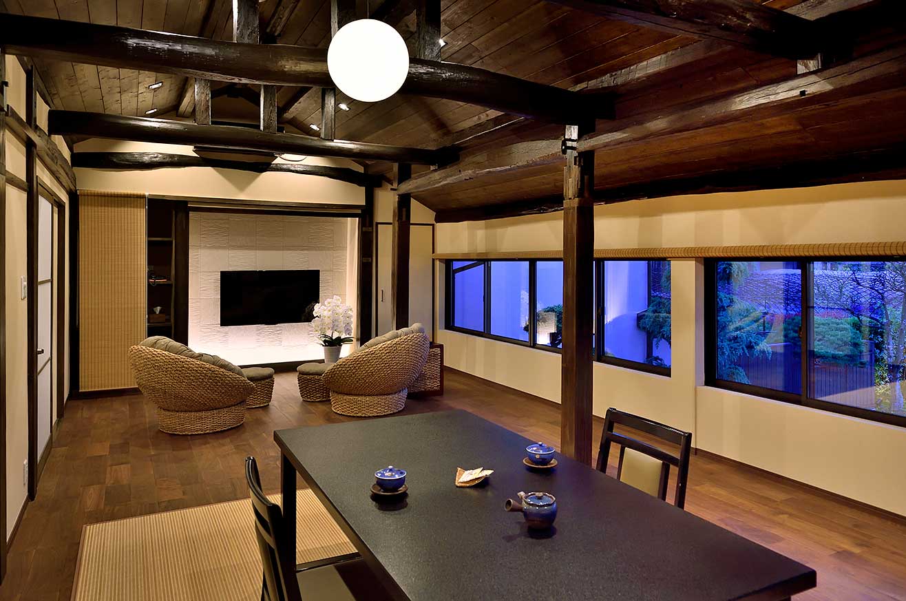 那古井間　梅の間